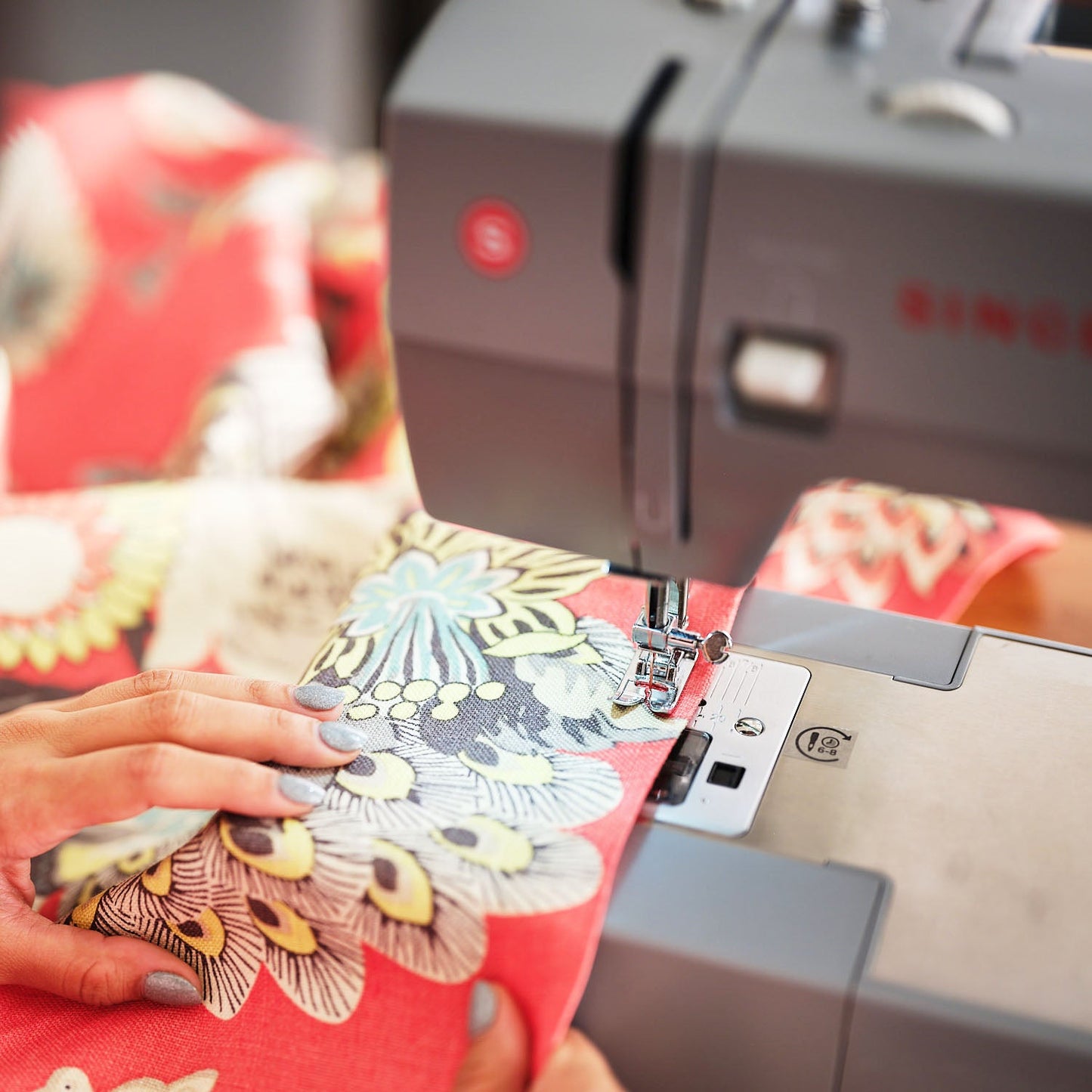 Singer Heavy Duty 4423 Mechanical Sewing Machine